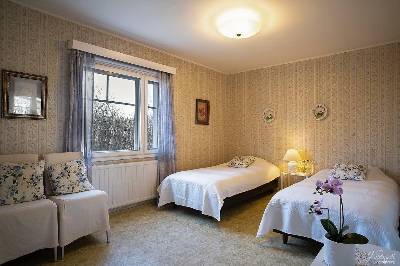 Westbay Inn Вааса Екстер'єр фото